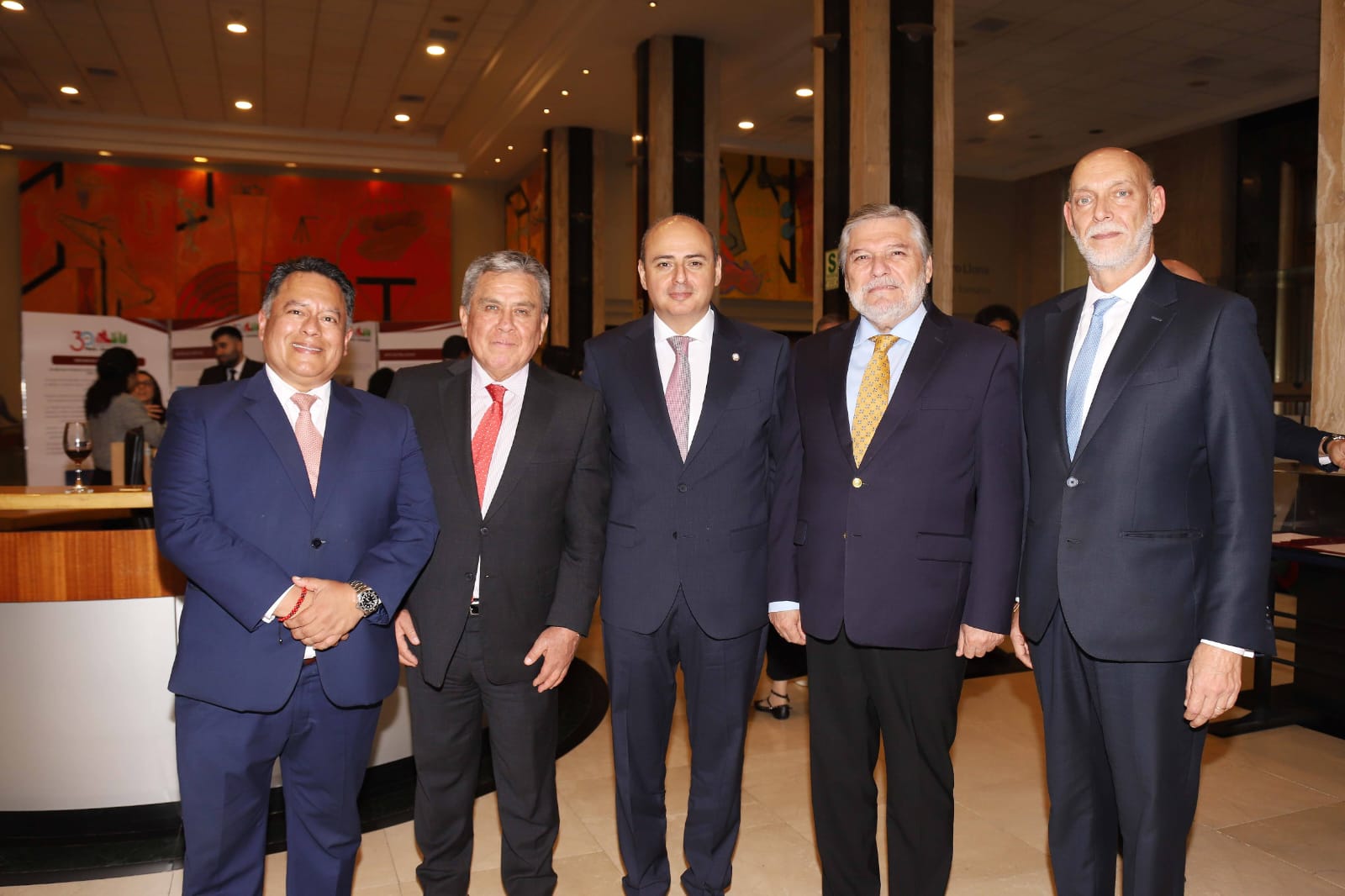 Azərbaycan və Peru arasında diplomatik münasibətlərin qurulmasının 30 illiyinə həsr olunmuş sərginin açılış mərasimi keçirilib (FOTO)