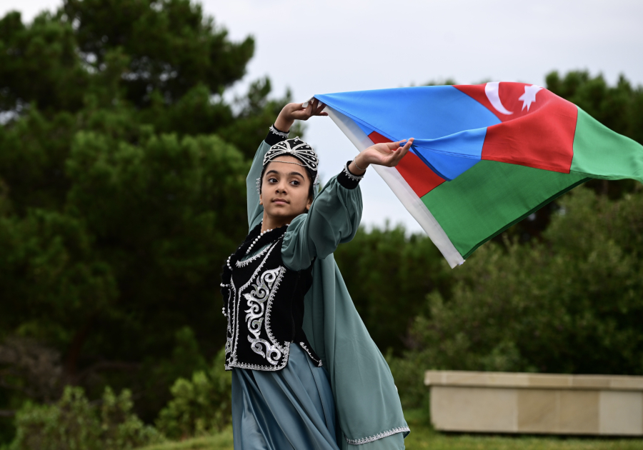 Leyla Əliyeva və Alona Əliyeva Xeyirxahlıq Festivalında iştirak ediblər (FOTO)