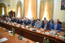 Aslan Aslanovun “Heydər Əliyevin dövlətçilik və diplomatiya dərsləri” adlı kitabının təqdimat mərasimi keçirilir (FOTO)