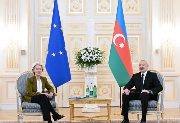 Prezident İlham Əliyevin Avropa Komissiyasının Prezidenti ilə təkbətək görüşü olub (FOTO/VİDEO)