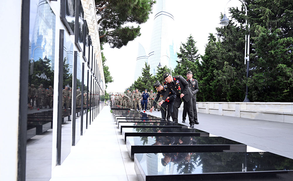 Azərbaycan və Türkiyə hərbi təhsil sahəsində əməkdaşlığı müzakirə edib (FOTO)