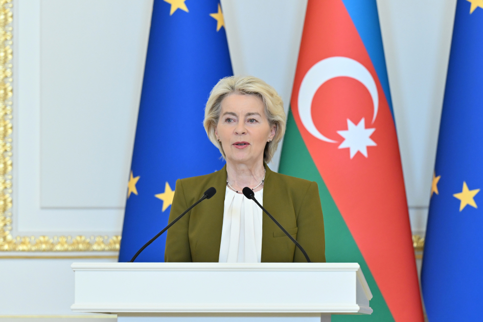 Prezident İlham Əliyev və Avropa Komissiyasının Prezidenti mətbuata bəyanatlarla çıxış ediblər (FOTO/VİDEO) (YENİLƏNİB)