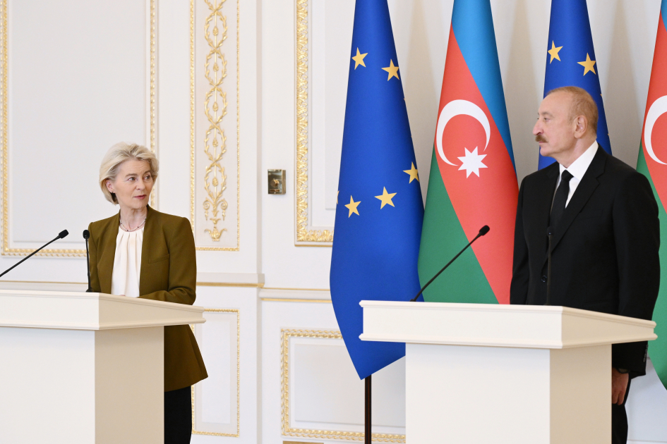 Prezident İlham Əliyev və Avropa Komissiyasının Prezidenti mətbuata bəyanatlarla çıxış ediblər (FOTO/VİDEO) (YENİLƏNİB)