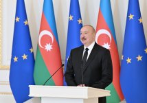 Prezident İlham Əliyev və Avropa Komissiyasının Prezidenti mətbuata bəyanatlarla çıxış ediblər (FOTO/VİDEO) (YENİLƏNİB)