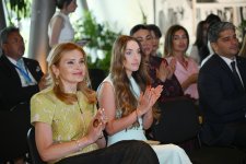 Azərbaycan Milli Xalça Muzeyində “Bir mədəniyyət xəzinəsi: Divanü lüğat-it-türk” sərgisi açılıb (FOTO)