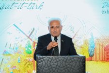 Azərbaycan Milli Xalça Muzeyində “Bir mədəniyyət xəzinəsi: Divanü lüğat-it-türk” sərgisi açılıb (FOTO)