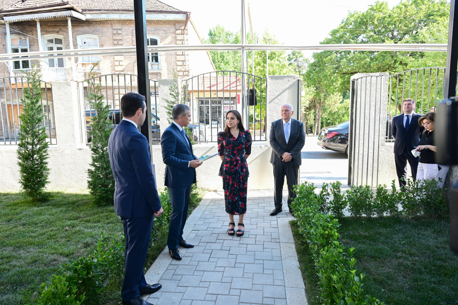 Heydər Əliyev Fondunun vitse-prezidenti Leyla Əliyeva Şəki Şəhər İncəsənət Məktəbində olub (FOTO)