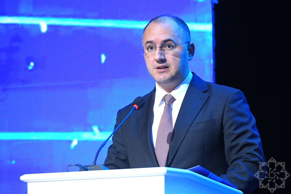 Milli Aviasiya Akademiyasında “Məzun günü”nə həsr olunmuş təntənəli mərasim olub (FOTO)