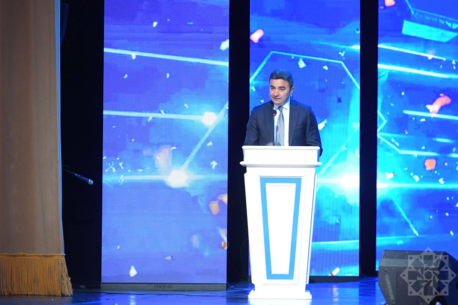 Milli Aviasiya Akademiyasında “Məzun günü”nə həsr olunmuş təntənəli mərasim olub (FOTO)