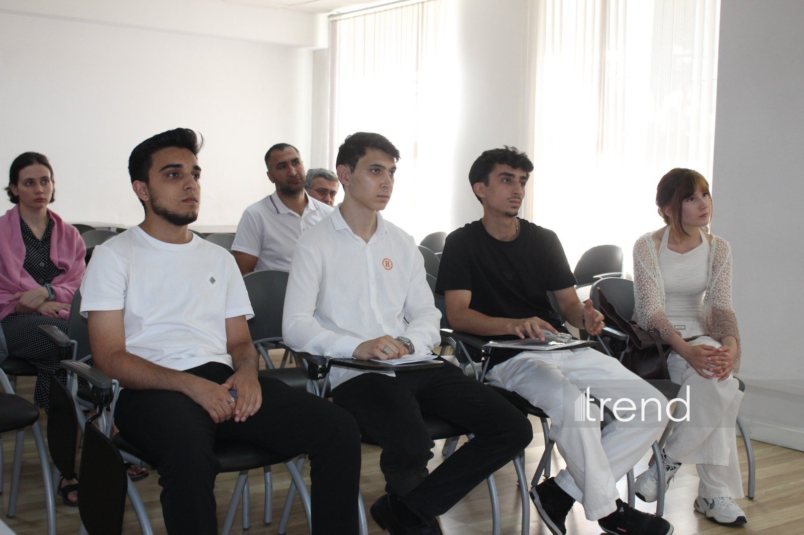 “Zərərli xarici təsirlərə və saxta xəbərlərə qarşı sayıqlığın artırılmasına dəstək” layihəsi çərçivəsində tədbir keçirilib (FOTO/VİDEO)