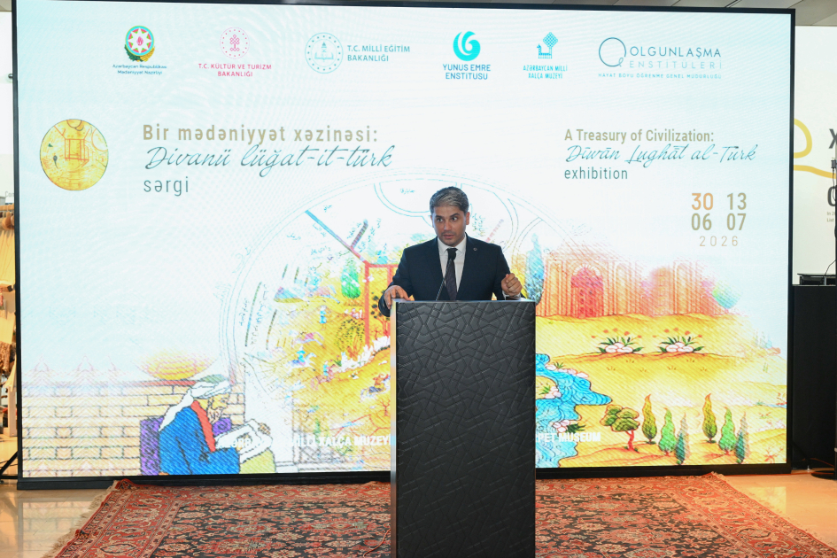 Azərbaycan Milli Xalça Muzeyində “Bir mədəniyyət xəzinəsi: Divanü lüğat-it-türk” sərgisi açılıb (FOTO)