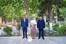 Leyla Əliyeva Yevlaxda Cümə məscidini ziyarət edib (FOTO)