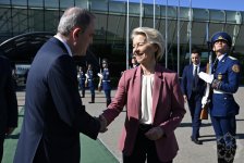 Avropa Komissiyasının Prezidentinin Azərbaycana səfəri başa çatıb (FOTO)