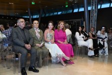 Alyona Əliyeva Azərbaycan Milli Xalça Muzeyində “Zamanın naxışları” moda nümayişində iştirak edib (FOTO)