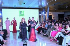 Alyona Əliyeva Azərbaycan Milli Xalça Muzeyində “Zamanın naxışları” moda nümayişində iştirak edib (FOTO)