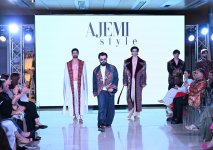 Alyona Əliyeva Azərbaycan Milli Xalça Muzeyində “Zamanın naxışları” moda nümayişində iştirak edib (FOTO)