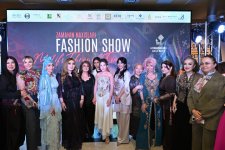 Alyona Əliyeva Azərbaycan Milli Xalça Muzeyində “Zamanın naxışları” moda nümayişində iştirak edib (FOTO)