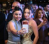 Alyona Əliyeva Azərbaycan Milli Xalça Muzeyində “Zamanın naxışları” moda nümayişində iştirak edib (FOTO)