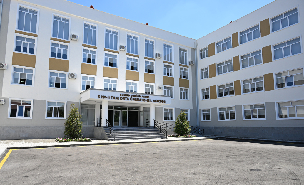 Leyla Əliyeva Yevlaxda məktəb binasının açılışında iştirak edib (FOTO)