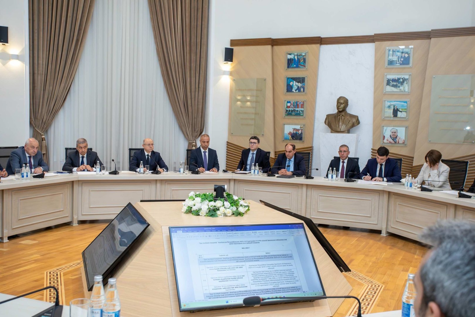 Energetika Nazirliyində növbəti kollegiya iclası keçirilib (FOTO)