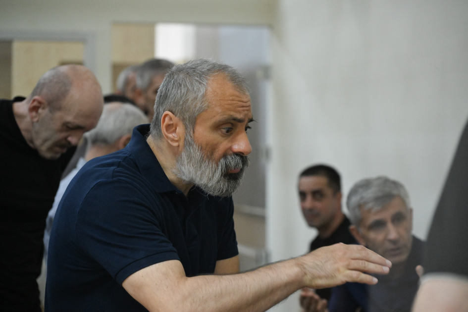 Ermənistan vətəndaşlarının şikayətləri üzrə apellyasiya məhkəməsində təqsirləndirilən şəxslərin vəsatətlərinə baxılıb (FOTO)