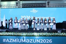 AzMİU-da “Məzun Günü” təntənəsi: gələcəyin memar və mühəndisləri yeni həyata addım atdılar (FOTO)