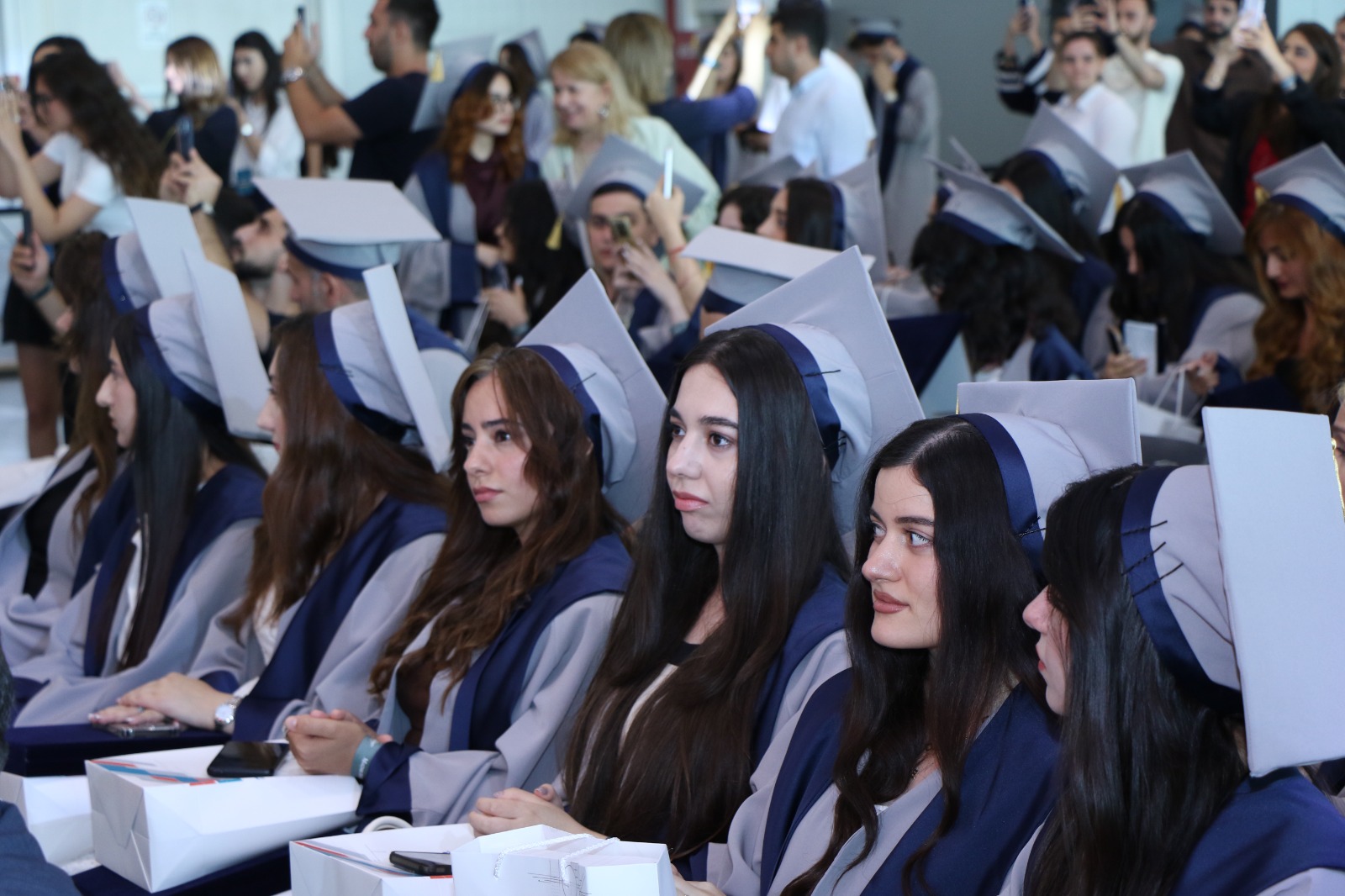 AzMİU-da “Məzun Günü” təntənəsi: gələcəyin memar və mühəndisləri yeni həyata addım atdılar (FOTO)