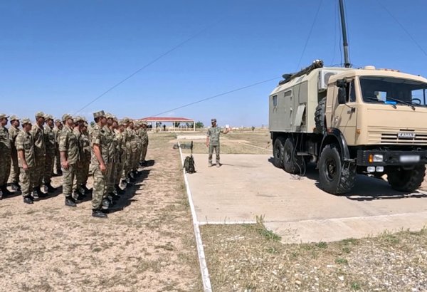 Hərbi vəzifəlilərin növbəti təlim toplanışı başa çatdı