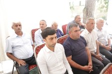 Xaçmazın Yergüc kəndində sakinlərin növbəti səyyar qəbulu keçirilib (FOTO)