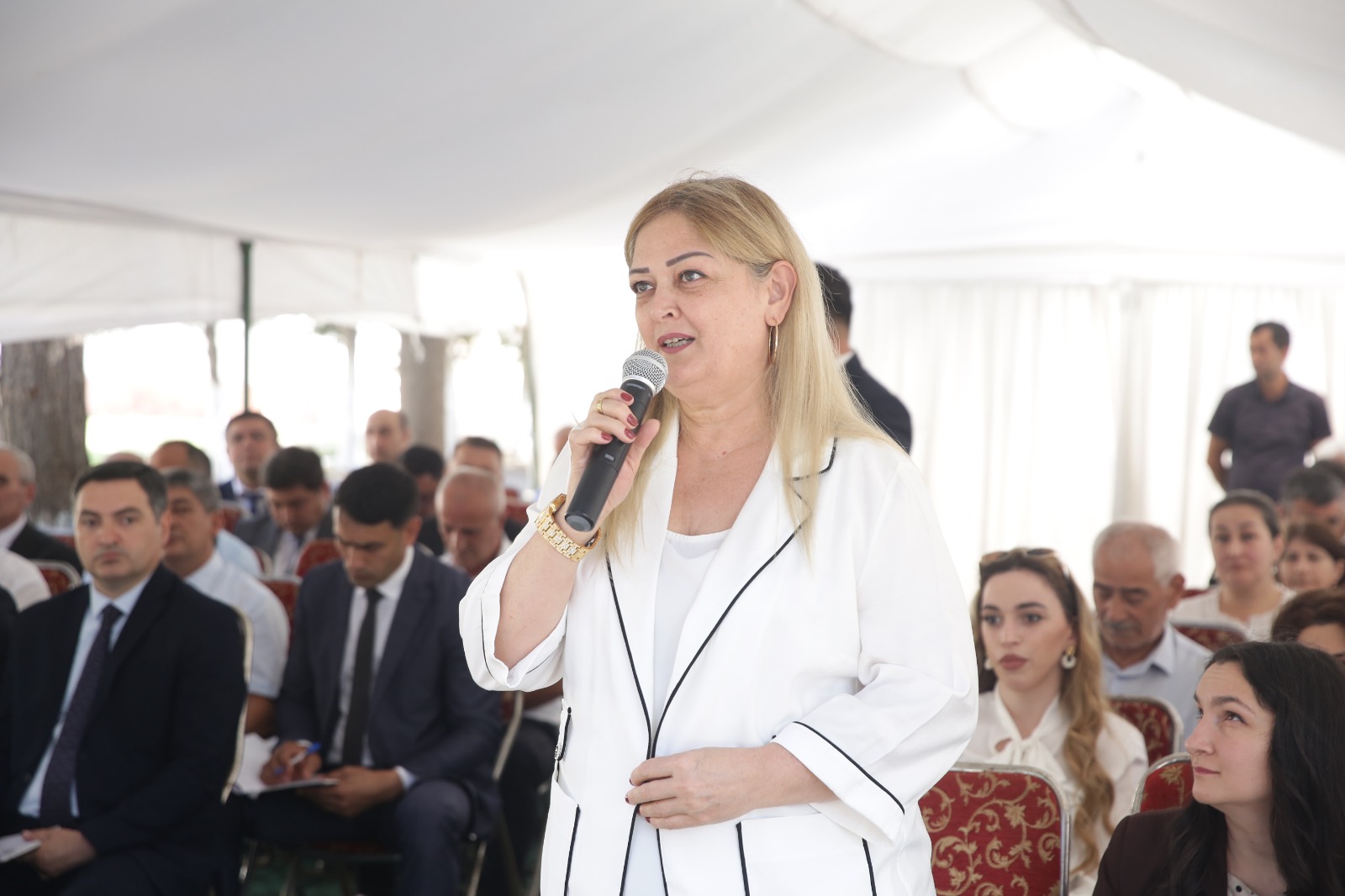 Xaçmazın Yergüc kəndində sakinlərin növbəti səyyar qəbulu keçirilib (FOTO)