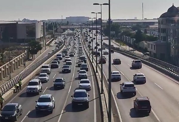 DİQQƏT: Bu yollarda tıxac var - SİYAHI (FOTO)