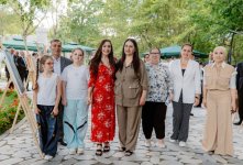 Leyla Əliyeva Qəbələdə fərdi sərginin açılışında və ağacəkmə aksiyasında iştirak edib (FOTO)