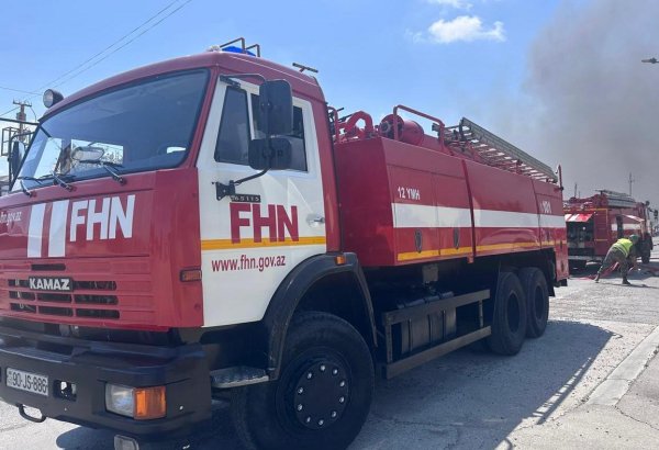 Bakıda çoxmərtəbəli yaşayış binasının zirzəmisində yanğın baş verib