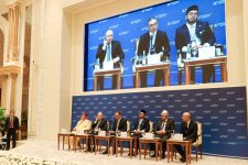 Ramin Məmmədov beynəlxalq forumun açılış mərasimində iştirak edib (FOTO)