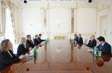 Prezident İlham Əliyev ABŞ Senatının Xarici Əlaqələr Komitəsinin üzvünü qəbul edib (FOTO/VİDEO)