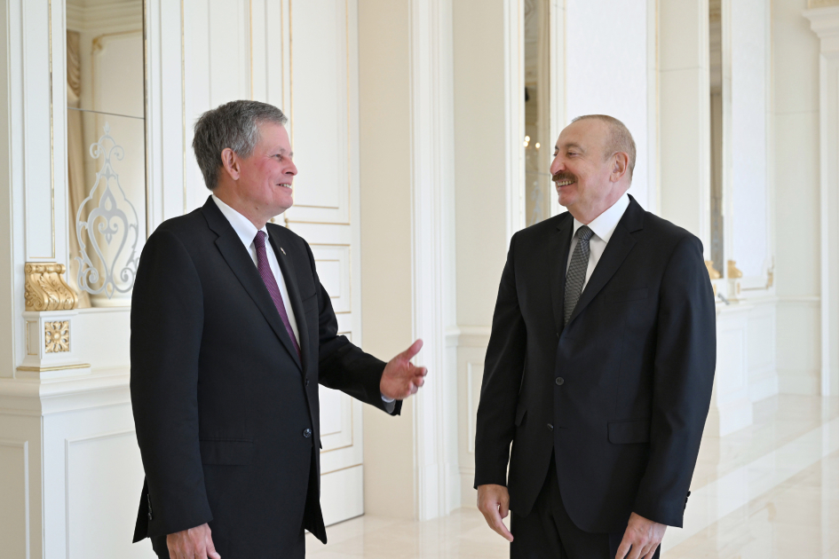 Prezident İlham Əliyev ABŞ Senatının Xarici Əlaqələr Komitəsinin üzvünü qəbul edib (FOTO/VİDEO)