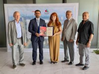 QDF “Qarabağın Rəngləri” (2026) layihəsində iştirak edən gənc rəssamları mükafatlandırdı