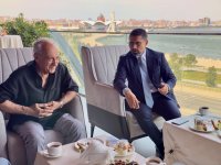 QDF “Qarabağın Rəngləri” (2026) layihəsində iştirak edən gənc rəssamları mükafatlandırdı