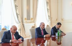 Prezident İlham Əliyev İordaniya Baş nazirinin müavini, xarici işlər və mühacir məsələləri nazirini qəbul edib (FOTO)