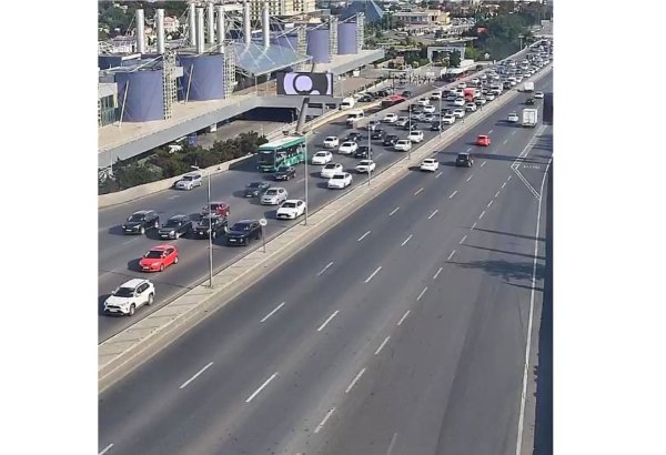 DİQQƏT: Bu yollarda tıxac var - SİYAHI