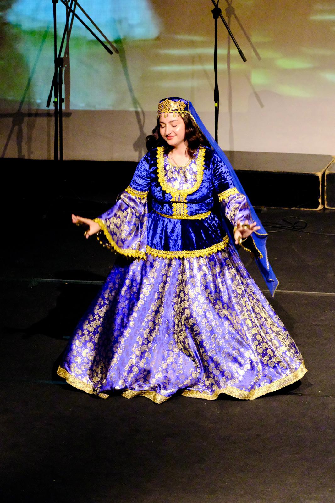 Bursa Azərbaycan musiqisinin sehrinə bürünüb (FOTO)