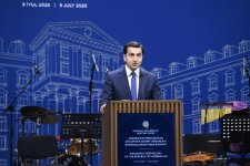 Diplomatik xidmət orqanları əməkdaşlarının peşə bayramı münasibətilə rəsmi qəbul təşkil edilib (FOTO)