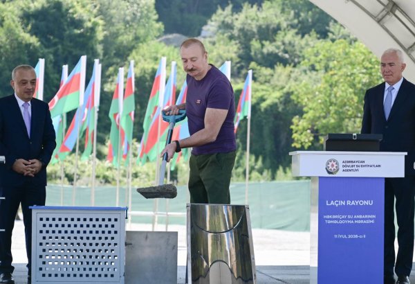 Prezident İlham Əliyev Laçında “Həkəriçay” su anbarının təməlini qoyub (FOTO/VİDEO)