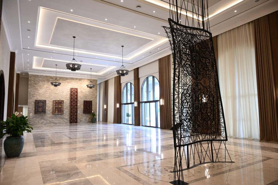 Prezident İlham Əliyev “Xankəndi” hotelinin açılışında iştirak edib (FOTO)