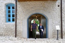 Prezident İlham Əliyev Şuşada “Sadıqcanın evi”nin bərpadan sonra açılışında iştirak edib (FOTO)
