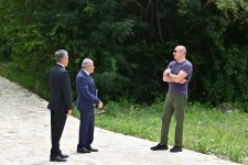Prezident İlham Əliyev Şuşada “Yasəmən” hotelinin yeni korpusları ilə tanış olub (FOTO)