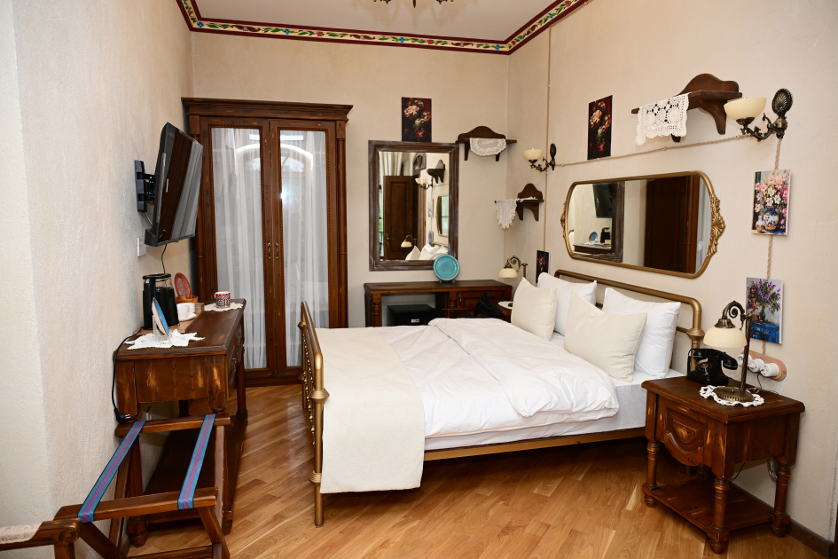 Prezident İlham Əliyev Şuşada “Yasəmən” hotelinin yeni korpusları ilə tanış olub (FOTO)