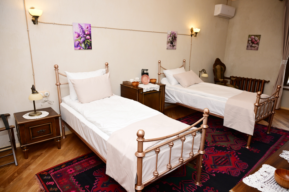 Prezident İlham Əliyev Şuşada “Yasəmən” hotelinin yeni korpusları ilə tanış olub (FOTO)
