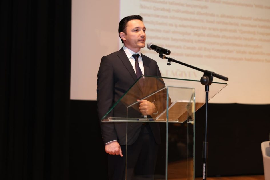 Yazıçı-publisist Aydın Tağıyevin kitabının təqdimatı olub (FOTO)