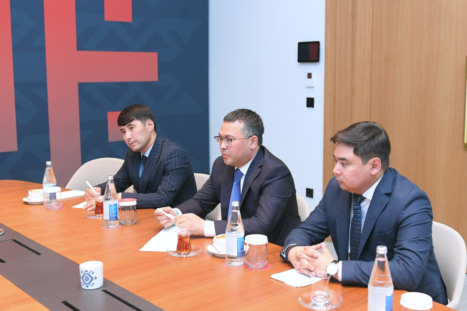 Qazaxıstanda Azərbaycan telekanallarının, ölkəmizdə isə Qazaxıstan telekanallarının yayımı ilə bağlı fikir mübadiləsi aparılıb (FOTO)